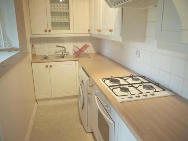  Image of 1 bedroom Terraced house to rent in Inghams Terrace Pudsey LS28 at Pudsey  Farsley, LS28 7UL
