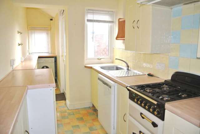  Image of 3 bedroom Detached house to rent in Jesmond Avenue Blackpool FY4 at Jesmond Avenue  Blackpool, FY4 1EJ