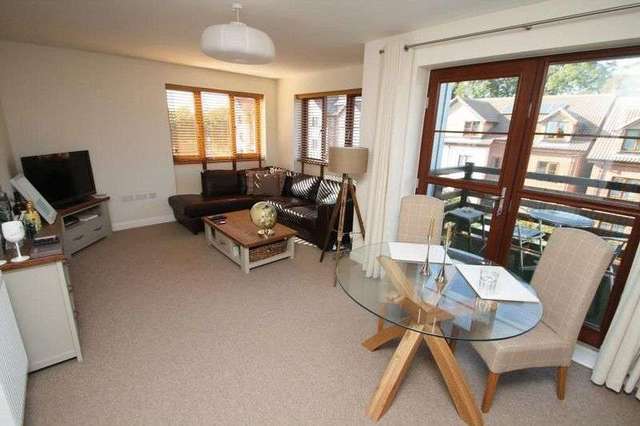  Image of 2 bedroom Flat for sale in John North Close High Wycombe HP11 at John North Close  High Wycombe, HP11 1FQ