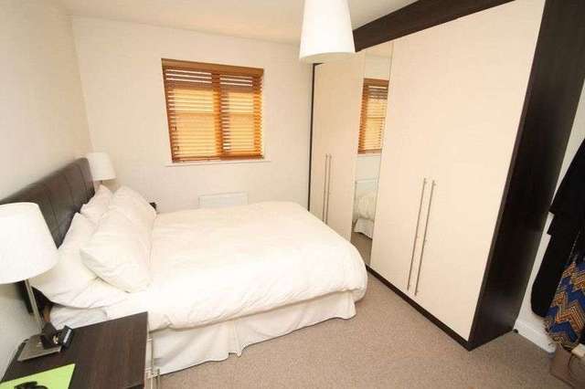  Image of 2 bedroom Flat for sale in John North Close High Wycombe HP11 at John North Close  High Wycombe, HP11 1FQ