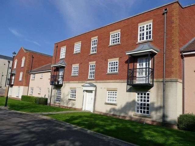 Image of 2 bedroom Flat to rent in John Repton Gardens Brentry Bristol BS10 at John Repton Gardens  Bristol, BS10 6TH