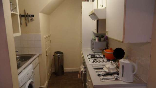  Image of 1 bedroom End of Terrace to rent in Juliette Road London E13 at Juliette Road Plaistow London, E13 0DL