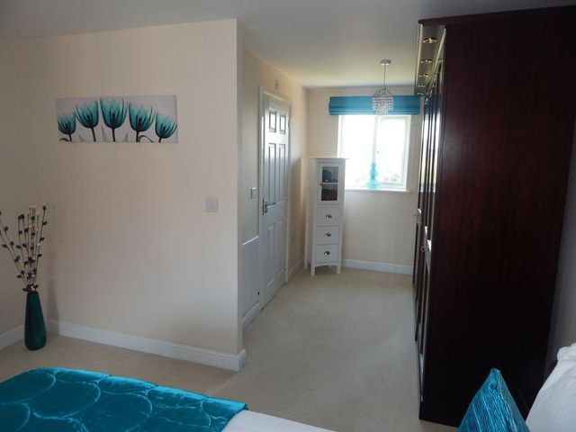  Image of 5 bedroom Detached house for sale in Kingdom Crescent Blunsdon Swindon SN25 at Kingdom Crescent Redhouse Swindon, SN25 2NF