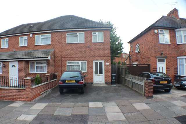  Image of 3 bedroom Detached house for sale in Kitchener Road Leicester LE5 at Kitchener Road  Leicester, LE5 4AT