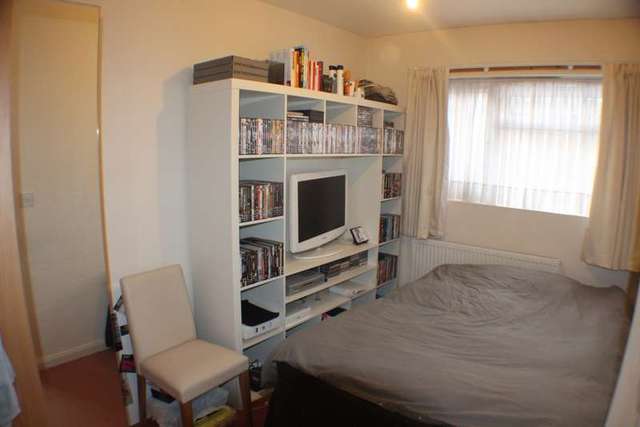  Image of 3 bedroom Detached house for sale in Kitchener Road Leicester LE5 at Kitchener Road  Leicester, LE5 4AT