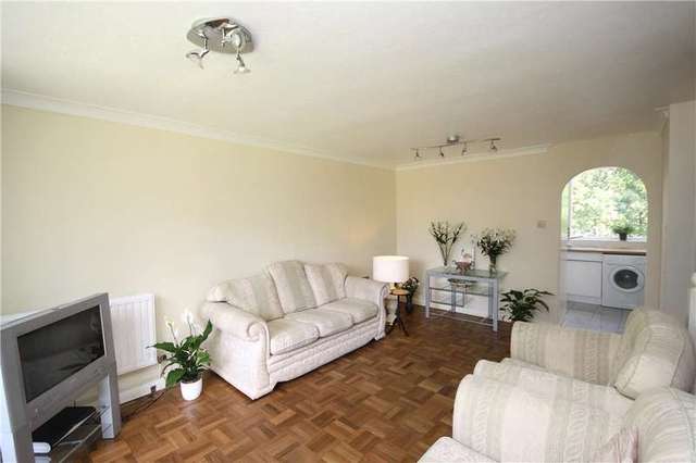  Image of 2 bedroom Flat for sale in High Road Bushey Heath Bushey WD23 at High Road Bushey Heath Bushey Heath, WD23 1EJ