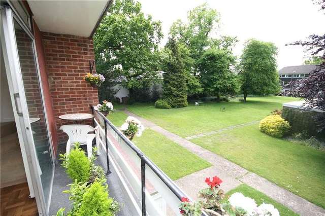  Image of 2 bedroom Flat for sale in High Road Bushey Heath Bushey WD23 at High Road Bushey Heath Bushey Heath, WD23 1EJ
