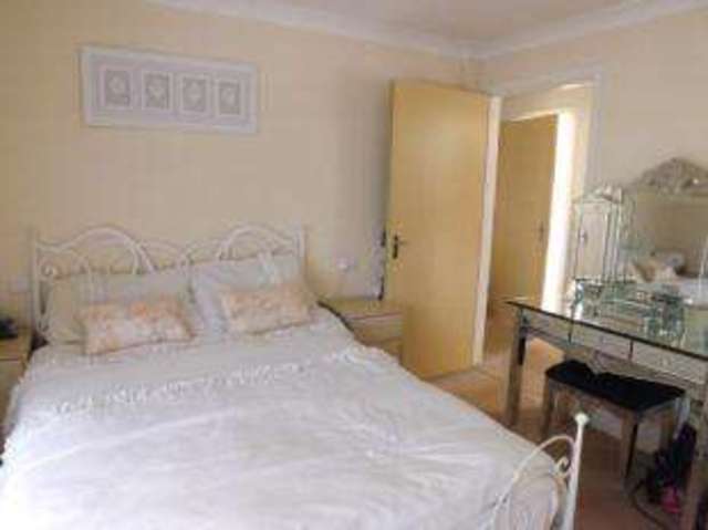  Image of 2 bedroom Flat for sale in Bell Close Laindon Basildon SS15 at Laindon Basildon Laindon, SS15 5NG