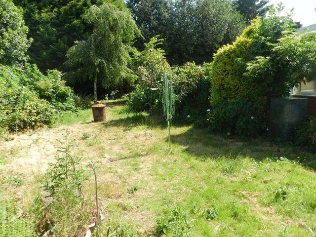  Image of 3 bedroom Semi-Detached house for sale in Lakefield Avenue Toddington Dunstable LU5 at Lakefield Avenue  Toddington, LU5 6DB