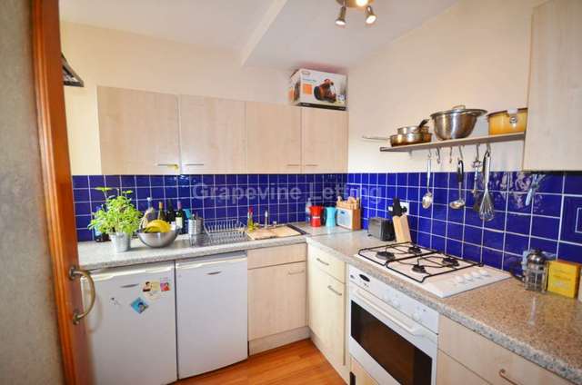  Image of 2 bedroom Apartment to rent in Lambert Road London SW2 at Lambert Road Brixton London, SW2 5BE