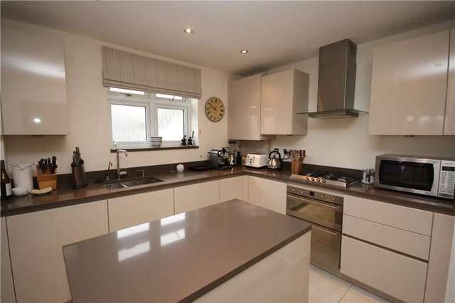  Image of 2 bedroom Flat for sale in Finch Lane Bushey WD23 at Finch Lane Bushey Croxley Green, WD23 3DF