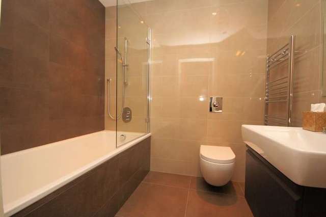  Image of 2 bedroom Flat for sale in Elms Road Harrow Weald Harrow HA3 at 25 Elms Road Harrow Weald Harrow Weald, HA3 6BB
