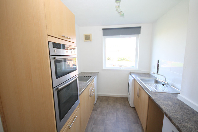  Image of 2 bedroom Flat to rent in Leith Walk Dundee DD2 at Menzieshill Dundee Dundee, DD2 4JL