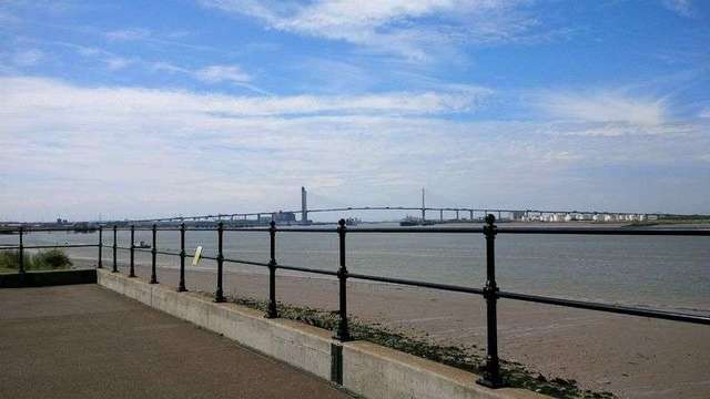  Image of 2 bedroom Flat to rent in Lightermans Way Greenhithe DA9 at Lightermans Way  Greenhithe, DA9 9FH