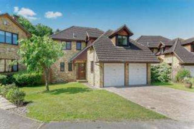  Image of 4 bedroom Detached house for sale in Blackstroud Lane West Lightwater GU18 at Lightwater Surrey Lightwater, GU18 5SP