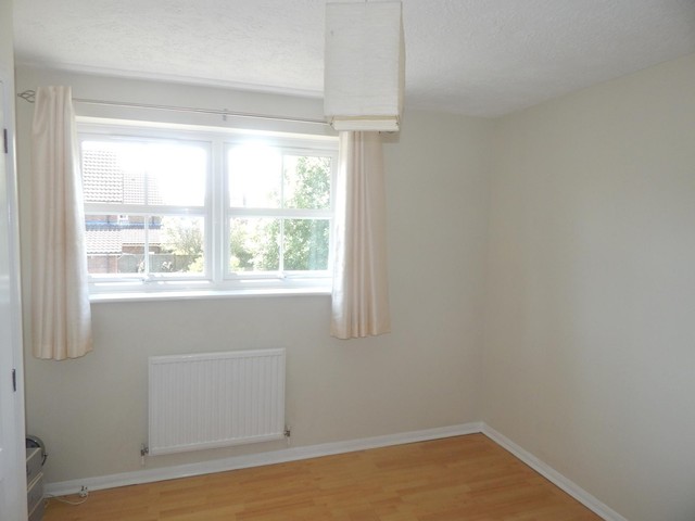  Image of 2 bedroom Detached house to rent in Londlandes Church Crookham Fleet GU52 at Church Crookham  Fleet, GU52 6ZB