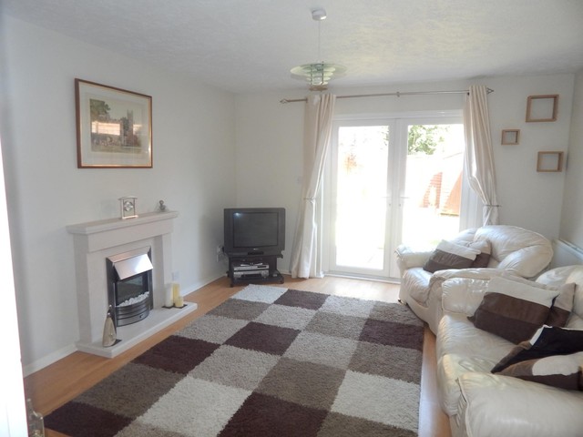  Image of 2 bedroom Detached house to rent in Londlandes Church Crookham Fleet GU52 at Church Crookham  Fleet, GU52 6ZB