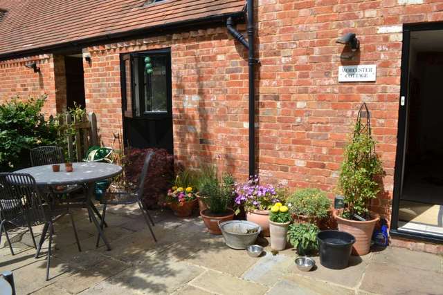  Image of 1 bedroom Barn Conversion to rent in Bicester Road Brill Aylesbury HP18 at Hornage Farm Barns Long Crendon Aylesbury, HP18 9SE
