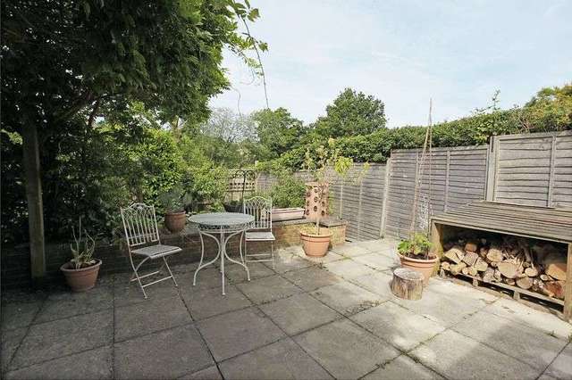  Image of 4 bedroom Detached house for sale in Luxford Lane Crowborough TN6 at Luxford Lane  Crowborough, TN6 2PE