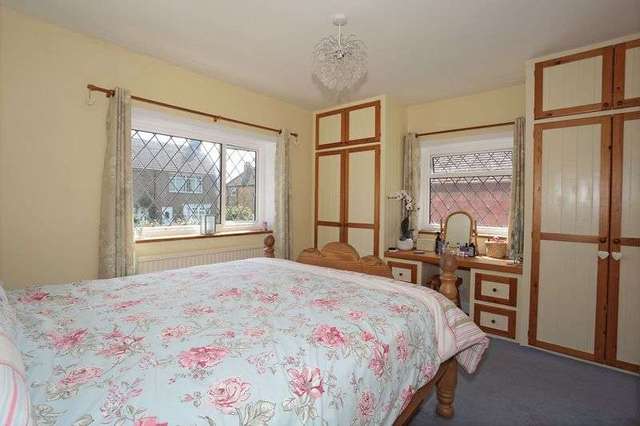  Image of 4 bedroom Detached house for sale in Luxford Lane Crowborough TN6 at Luxford Lane  Crowborough, TN6 2PE