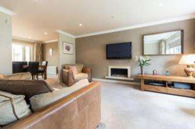  Image of 4 bedroom Detached house for sale in Macnicol Place East Kilbride Glasgow G74 at Stewartfield East Kilbride Thorntonhall, G74 4QF