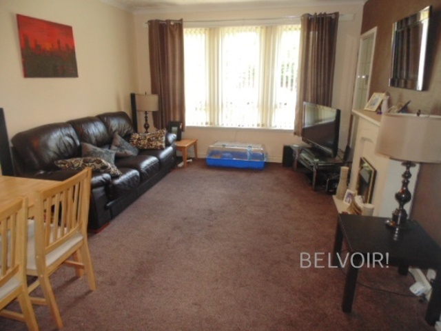  Image of 2 bedroom Flat to rent in Main Road Elderslie Johnstone PA5 at Elderslie Renfrewshire Renfrewshire, PA5 9EL