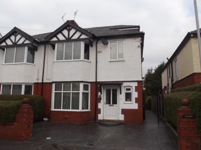  Image of 4 bedroom Semi-Detached house to rent in Manor Avenue Fulwood Preston PR2 at Manor Avenue Fulwood Preston, PR2 8DN