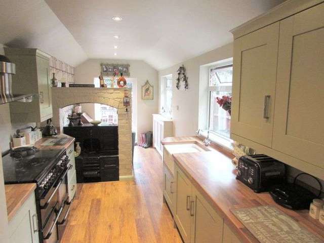  Image of 3 bedroom Detached house for sale in Manor Road Studley B80 at Manor Road  Studley, B80 7NA