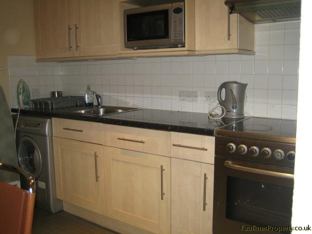  Image of 1 bedroom Apartment to rent in Market Hill Buckingham MK18 at Buckingham, MK18 1JX