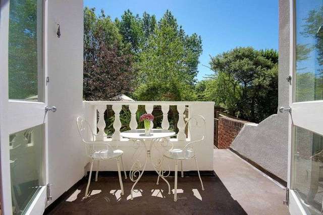  Image of 1 bedroom Flat for sale in Marlborough Road London N19 at Marlborough Road  Upper Holloway, N19 4NA