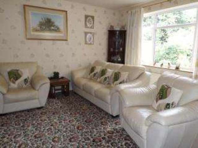  Image of 2 bedroom Bungalow for sale in Marlowe Close Crewe CW2 at Crewe Cheshire Wistaston, CW2 8BZ