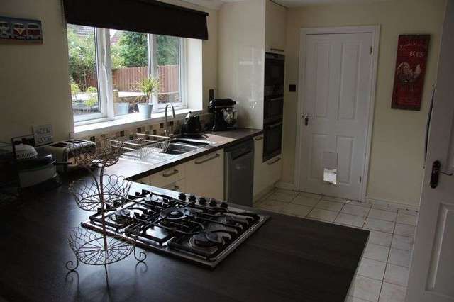  Image of 4 bedroom Detached house for sale in Martin Close Rogiet Caldicot NP26 at Martin Close Rogiet Caldicot, NP26 3UG