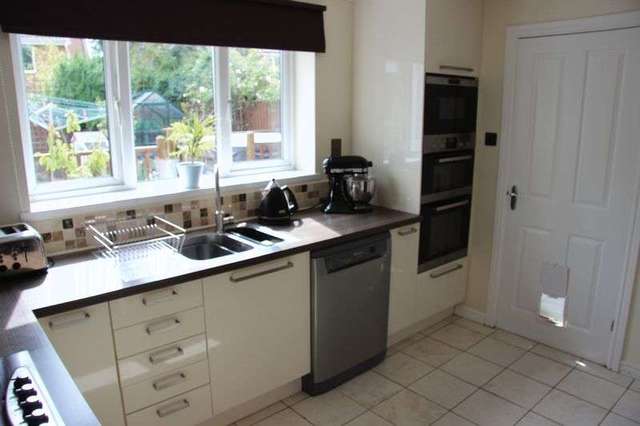  Image of 4 bedroom Detached house for sale in Martin Close Rogiet Caldicot NP26 at Martin Close Rogiet Caldicot, NP26 3UG