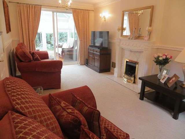  Image of 4 bedroom Property for sale in Mayfair Drive Fazeley Tamworth B78 at Mayfair Drive Fazeley Tamworth, B78 3TG
