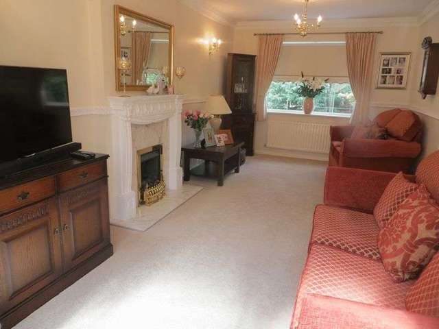  Image of 4 bedroom Property for sale in Mayfair Drive Fazeley Tamworth B78 at Mayfair Drive Fazeley Tamworth, B78 3TG