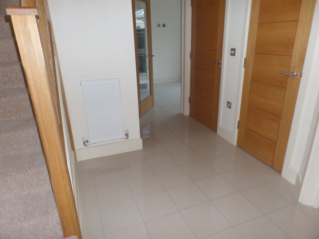 Image of 3 bedroom Semi-Detached house to rent in Meadow Close Lavant Chichester PO18 at Lavant, PO18 0FJ
