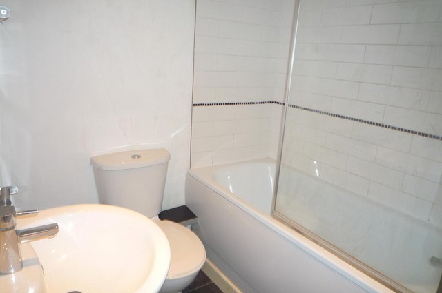  Image of 1 bedroom Flat to rent in Dorking Crescent Cosham Portsmouth PO6 at Megan Court Dorking Crescent Portsmouth, PO6 2QN