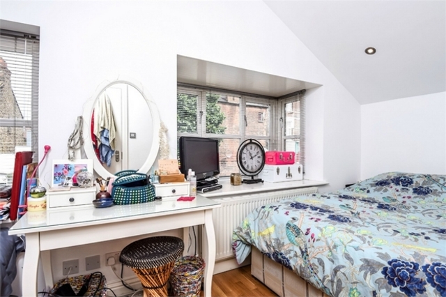  Image of 2 bedroom Detached house to rent in Clifford Gardens London NW10 at Clifford Gardens Kensal Rise Kensal Rise, NW10 5JB