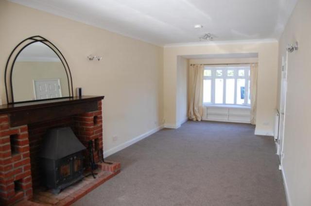  Image of 4 bedroom Detached house to rent in Milton Road Clapham Bedford MK41 at Clapham Beds Beds, MK41 6AS