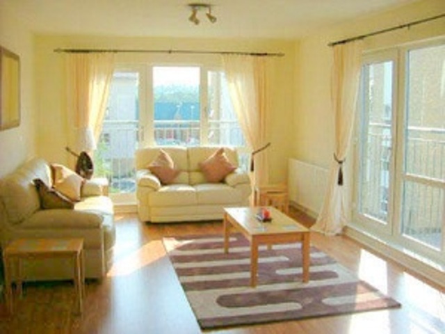  Image of 2 bedroom Flat to rent in Monart Road Perth PH1 at Perth Perthshire Perthshire, PH1 5UQ