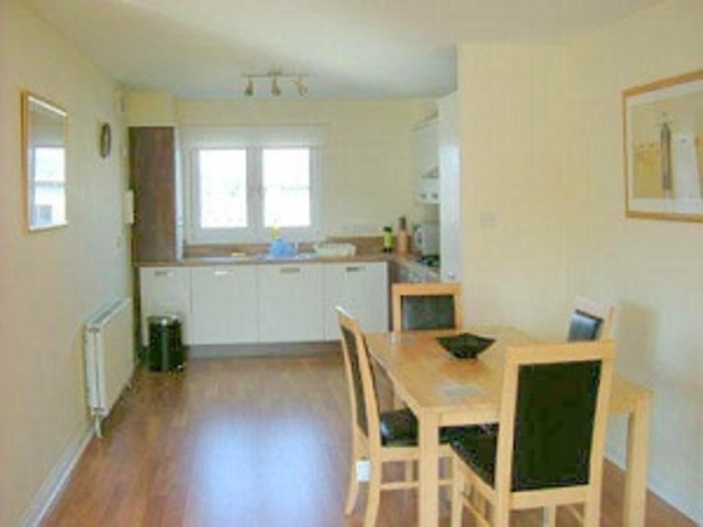  Image of 2 bedroom Flat to rent in Monart Road Perth PH1 at Perth Perthshire Perthshire, PH1 5UQ