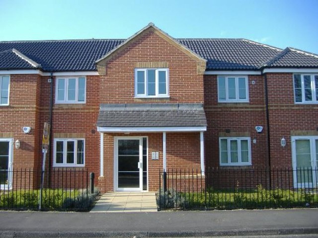  Image of 2 bedroom Flat to rent in Moorgreen Road West End Southampton SO30 at 66 Moorgreen Road West End Hampshire, SO30 3EB