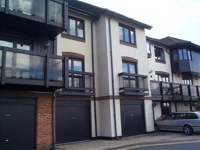  Image of 4 bedroom Detached house to rent in Channel Way Ocean Village Southampton SO14 at Ocean Village Southampton Hampshire, SO14 3GQ