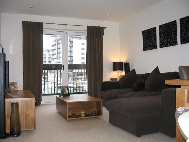  Image of 4 bedroom Detached house to rent in Channel Way Ocean Village Southampton SO14 at Ocean Village Southampton Hampshire, SO14 3GQ