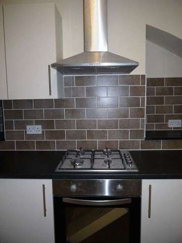  Image of 2 bedroom Terraced house to rent in Moorland Road Tranmere Birkenhead CH42 at Moorland Road  Birkenhead, CH42 5NU