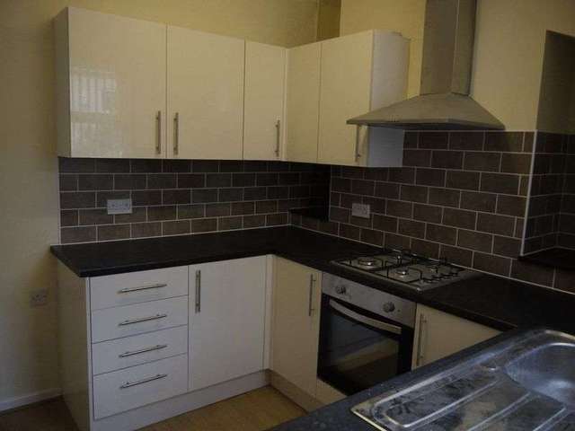  Image of 2 bedroom Terraced house to rent in Moorland Road Tranmere Birkenhead CH42 at Moorland Road  Birkenhead, CH42 5NU