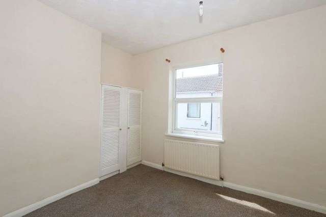  Image of 2 bedroom Terraced house for sale in Myrtle Grove Lorraine Street Hull HU8 at Myrtle Grove Lorraine Street Hull, HU8 8ET