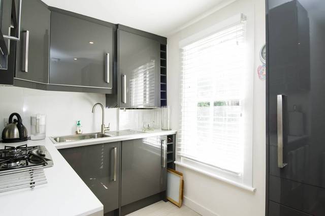  Image of 1 bedroom Ground Flat to rent in Netherwood Road London W14 at Netherwood Road  London, W14 0BQ