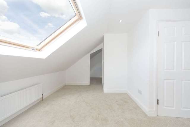  Image of 5 bedroom Detached house for sale in Netley Road Ilford IG2 at Newbury Park IG2 Ilford, IG2 7NT