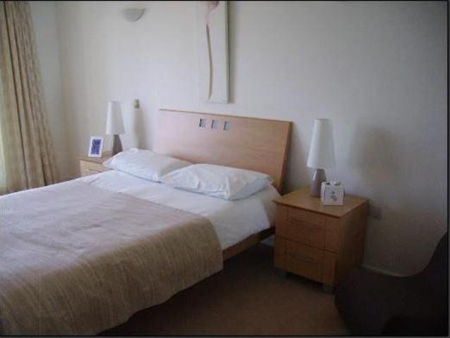  Image of 1 bedroom Flat to rent in Fairmont Avenue London E14 at Docklands  London, E14 9PW